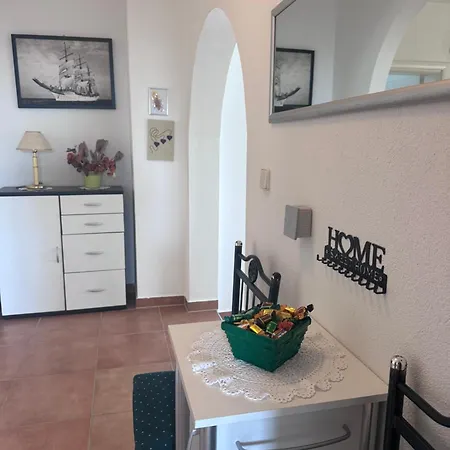 Viktoria Podstrana